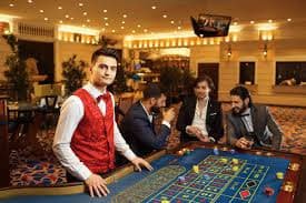Pengguna menikmati layanan taruhan sports dan live casino setelah registrasi selesai
